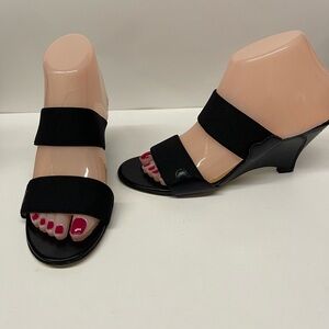 Ellen Tracy NADIA Black Wedge Heels Size 6.5 Stretch Fabric for comfort.